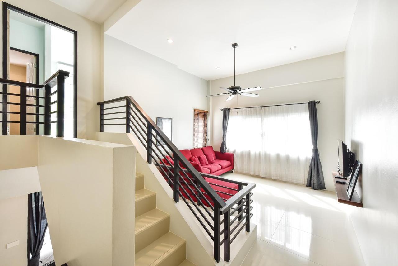 Modern House Patong Hill - 7 Beds - Kitchen Villa Exterior photo