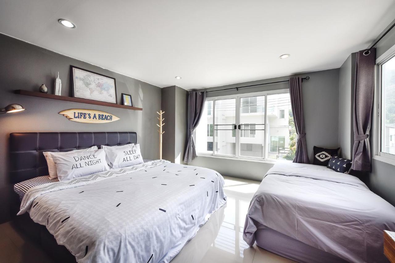 Modern House Patong Hill - 7 Beds - Kitchen Villa Exterior photo