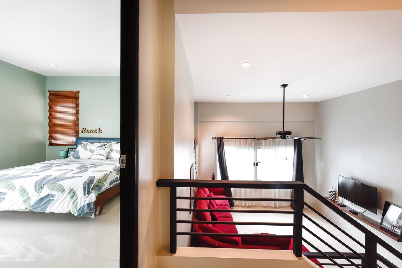 Modern House Patong Hill - 7 Beds - Kitchen Villa Exterior photo